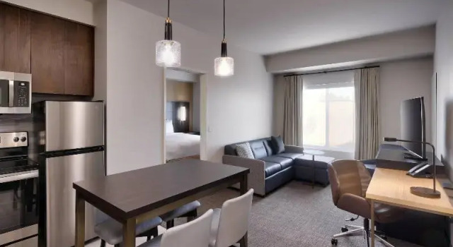 Четырёхместный люкс Residence Inn by Marriott La Quinta
