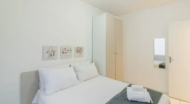 Апартаменты Apt With A/C 350m From the Beach in BC Esf0203