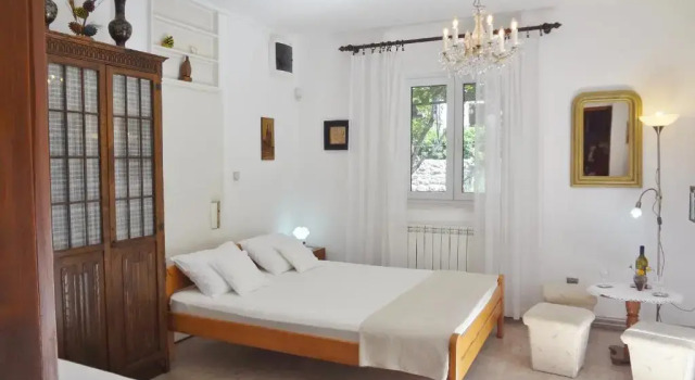 Apartment Pinebreeze - Prčanj - Kotor, Book Lejlighed Hoteller i Kotor Riviera med parkering, Parkering