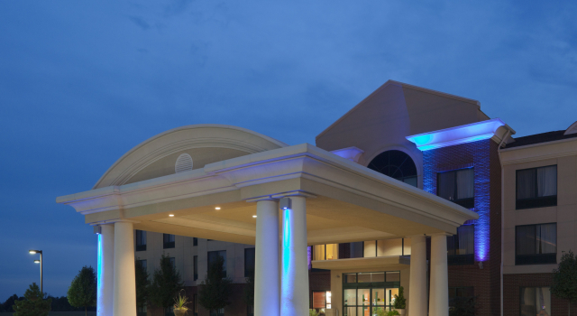 Holiday Inn Express Hotel & Suites Bryan-Montpelier, Book Hotel Holiday City Ohio