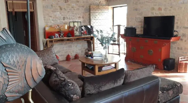 Au Petit Bonheur chez Bambina, Réserver Auberge de jeunesse Auberges de jeunesse à Bourgogne., Auberge de jeunesse
