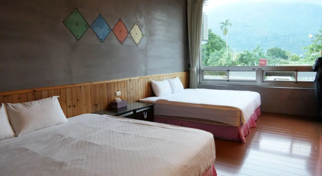 Четырёхместный семейный номер Standard Sakura B&B