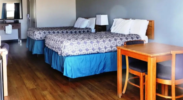 Riata Inn
