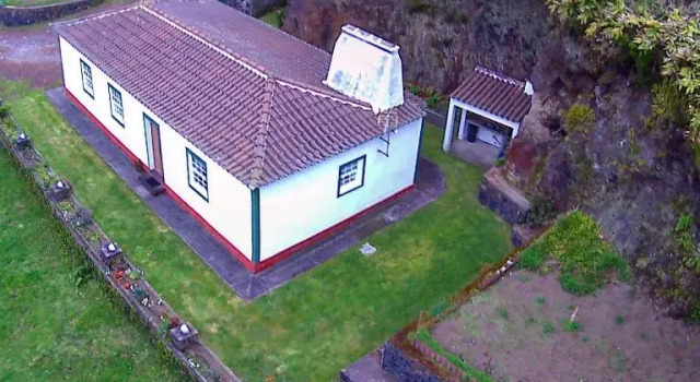 Casa da Avó - Turismo Rural, Book Lejlighed Hoteller i Santa Maria (Azores) med parkering, Parkering