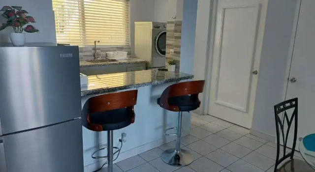Апартаменты Contemporary Ocean view 2bed Carib Ocho Rios Condo