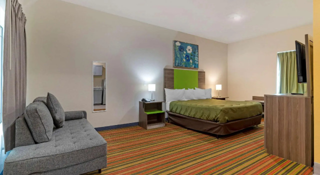 Двухместный люкс Quality Inn & Suites Elgin