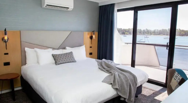 The Esplanade Motel, Забронировать Мотель Отели в центре Батманс-Бей с завтраком, отели в центре Батманс-Бей с завтраком