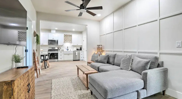 Boho-chic Folsom Retreat: Walkable Location!, Reserva ahora Casa o chalet Folsom 