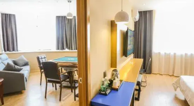 Люкс Deluxe Yeste Hotel (Yingshan Hot Spring)