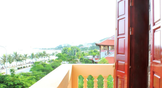 Thien Thach Hotel, Book Hotel Hoteller i Quang Ninh med parkering, Parkering