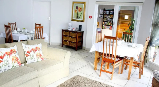 b@Home Guest House, Забронировать Гостевой дом Отели Mossel с парковкой, Парковка