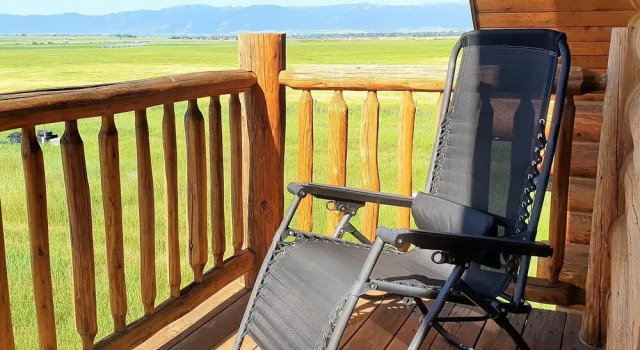 Семейный номер Standard c 1 комнатой с балконом и с видом на горы Teton Hostel HideAway