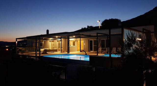 Villa Arres, Забронировать Вилла Отели Каштел Старей 3 звезды, 3*