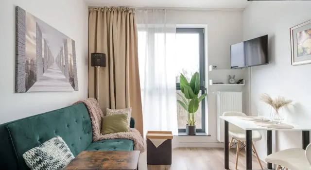 RentPlanet - Studio Fabryczna
