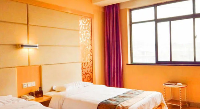 Xianning Jia Yuan Business Hotel, Varaa Hotelli Xianning Hubei