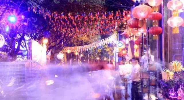 Weisheng Hotel (Dafangyun Performing Arts Center · Global Center Branch, Boek Hotel Hotels in Chengdu met parkeren, Parkeren