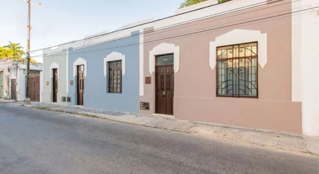 Casa Balada Santa Lucia, with Parking by Cercana, Book Feriehus Hoteller i Yucatán med parkering, Parkering