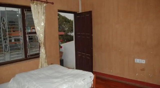 Номер Economy Shrestha Hotel