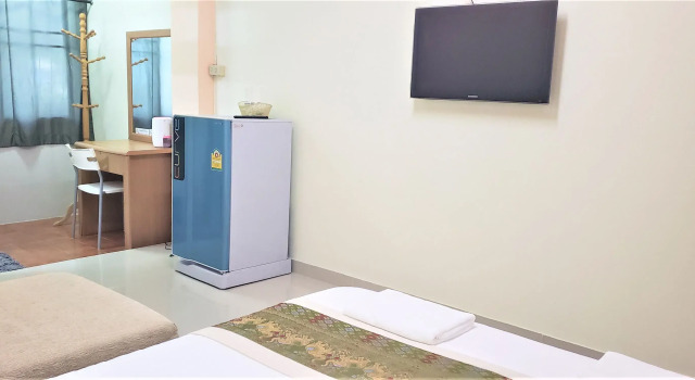 Green Apartment, Забронировать Апартаменты/квартира Отели Бангкока с парковкой, Парковка