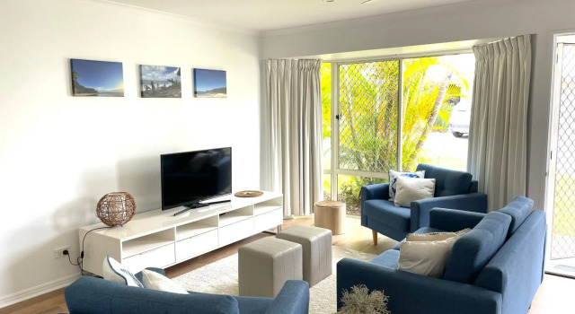 2 Bedroom Ground Level Villa in Tropical Resort, Prenota Resort Noosaville Noosa