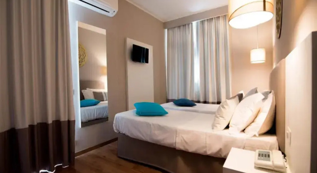 Номер Comfort Hotel Mediterraneo