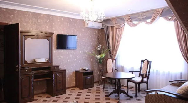 Grand Plaza, Забронировать Отель Георгиевск 