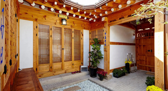 Коттедж Hanok 24 guesthouse Gyeongbokgung