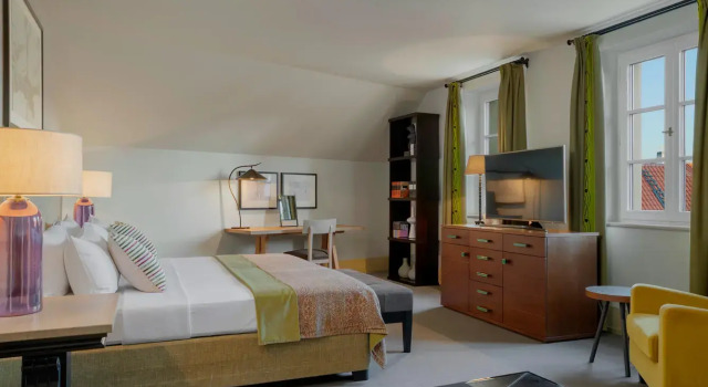 Полулюкс Augustine Hotel, Prague