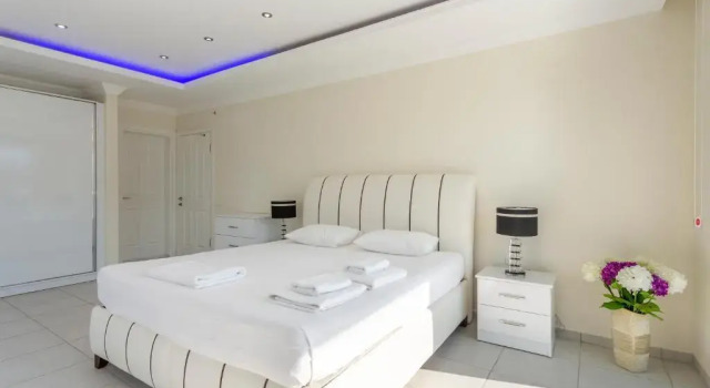 Villa Four Season 8, Rezervovat Vila Hotely v Fethiye Area s bazénem, Bazén