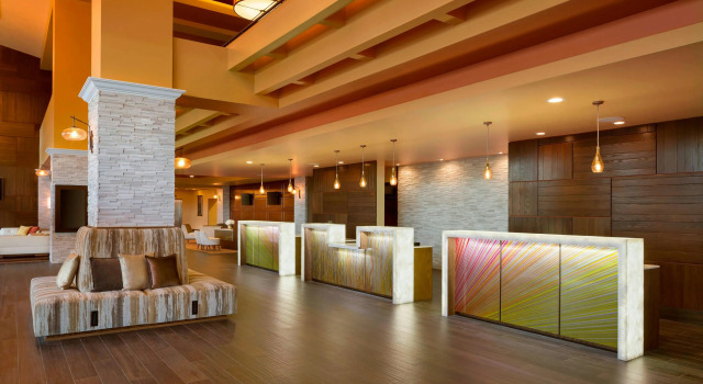 Monterey Marriott, Забронировать Отель Отели Монтерей 4 звезды, рядом с Monterey Mirror Maze &amp; Lazer Challenge, 4*
