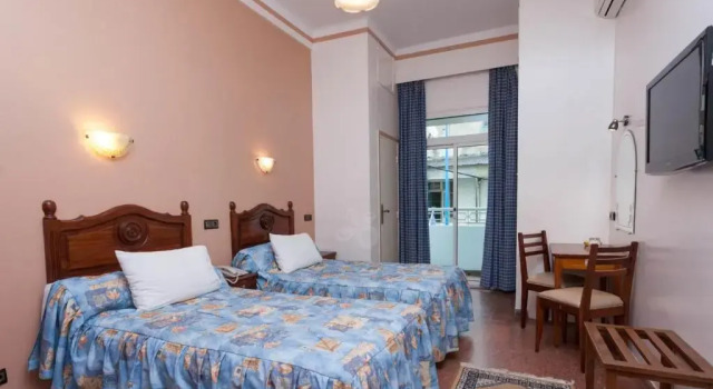 Одноместный номер Standard с балконом Hôtel Astrid