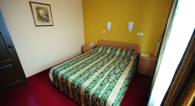 Люкс с балконом Hotel Elegance
