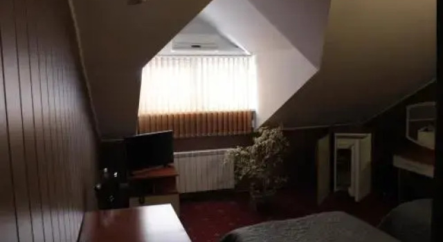 Kaiser Hotel, Book Hotel Hotels in Chernivtsi with Breakfast, Breakfasts