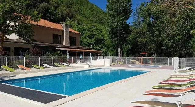 Team Holiday - Camping le Moulin du Pont D’Alies