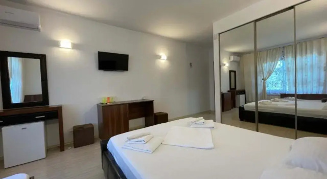 Трёхместный номер Deluxe Vila Regal Mamaia