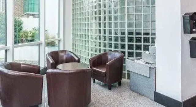 Shelton House Apartment