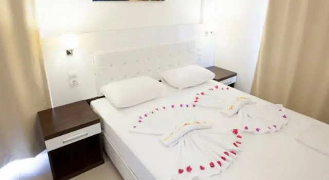 Side Suite Hotel