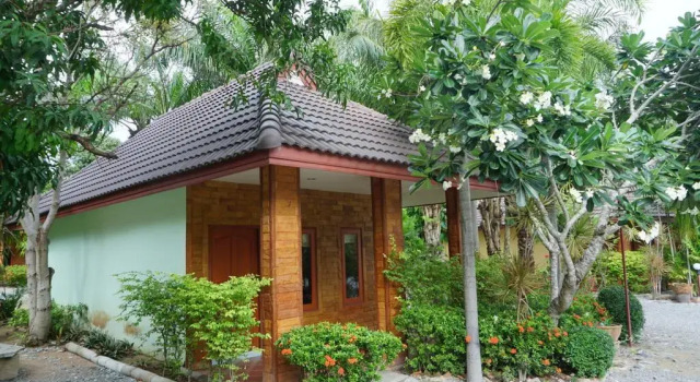 GPM Resort Pattaya, Забронировать Курортный отель Джомтьен-Бич Паттайя