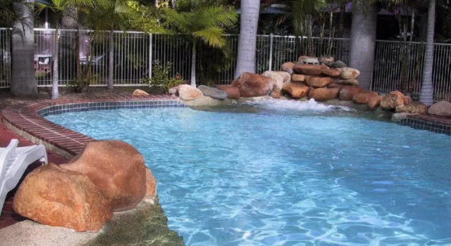 Monte Carlo Motor Inn, Book Hotel Cluden Queensland