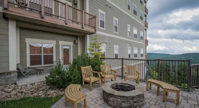 Коттедж 2 Br: Soaring Eagle Lodge 317: Luxury Bell Tower Condo - Great Amenities -slope Side