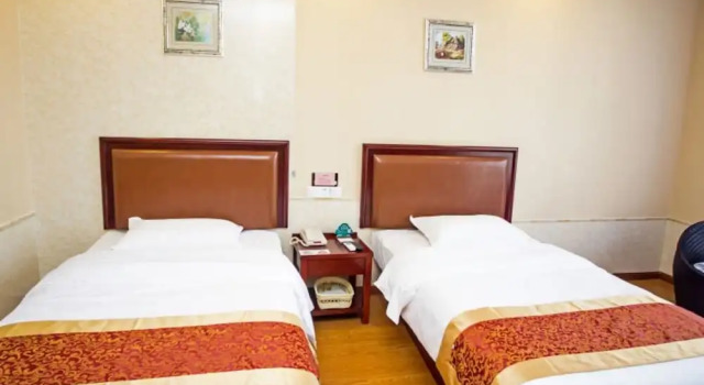 GreenTree Inn Shanghai Sheshan national tourist resort Express Hotel, Varaa Lomakeskus Minhang 