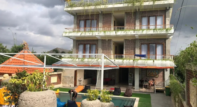 Okas Guest House Canggu, Забронировать Гостевой дом Отели провинции Бали с завтраком, Завтраки