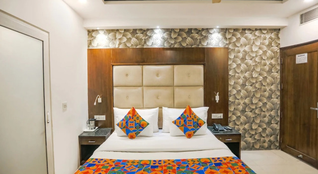 Номер Deluxe FabHotel Station 3