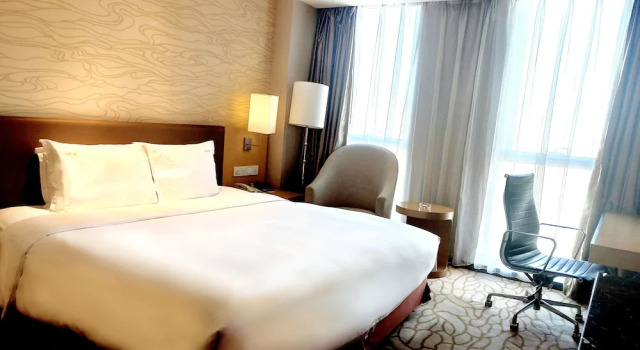 Полулюкс Radisson Hotel Tianjin Aqua City