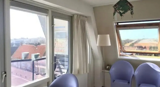 Коттедж с балконом Apartment With Dunes View of Petten