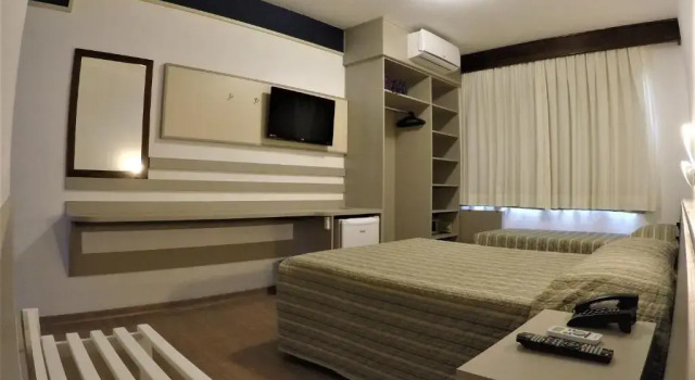 Трёхместный номер Standard Hotel Gracher Praia