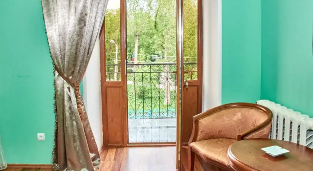 Двухместный номер Standard с балконом Hotel Art-Seg