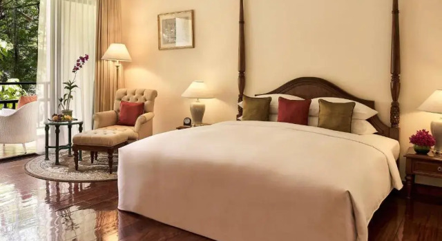 Двухместный клубный номер Luxury Sofitel Angkor Phokeethra Golf & Spa Resort