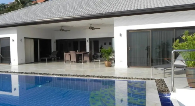 Вилла Secluded Villa with Private Pool and Breathtaking Sea Views