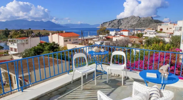 Коттедж Aeginia 1- Breathtaking sea view house in Perdika